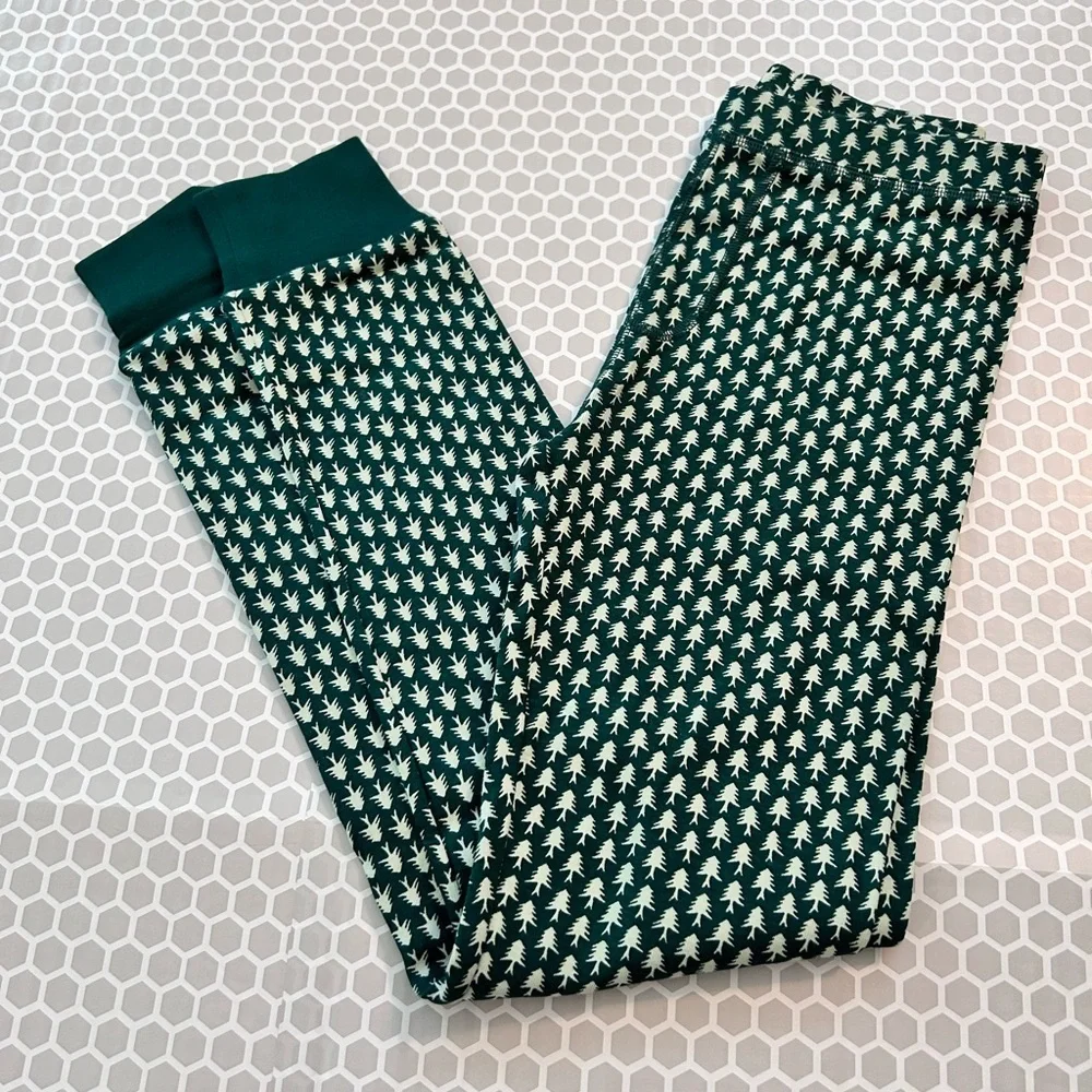 NWT J Crew Crewcuts Green and White Tree-Print Kids Pajama Set.  Size 10